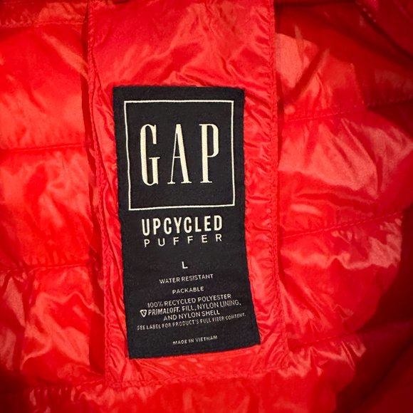 Gap Upcycled Red Puffer Coat - Picture 4 of 4